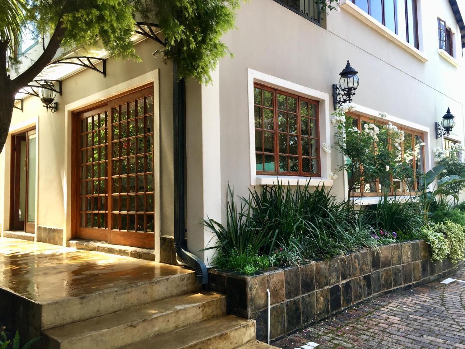 Dunvegan Execu Lodge Edenvale Exterior photo